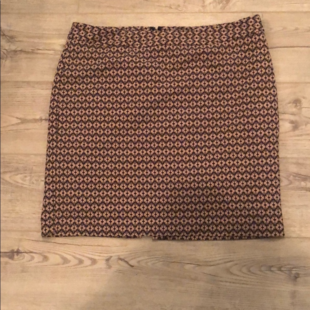 Worthington Black and Brown Patterned Pencil Skirt